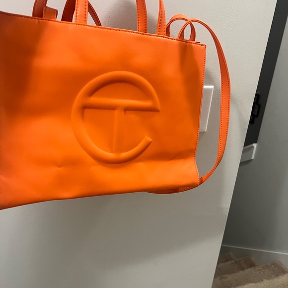Orange Telfar Medium Shopping Bagb - Picture 2 of 5